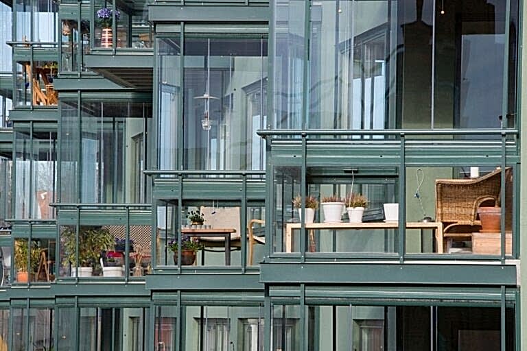 Read more about the article Isıcamlı Cam Balkon Nedir?